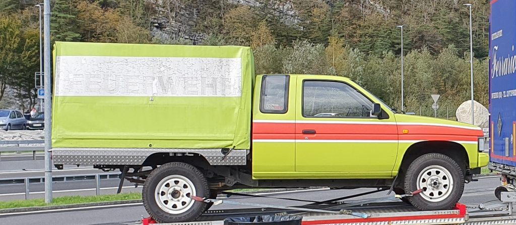 Dieses Bild hat ein leeres Alt-Attribut. Der Dateiname ist NissanKingCabD21-1024x448.jpg